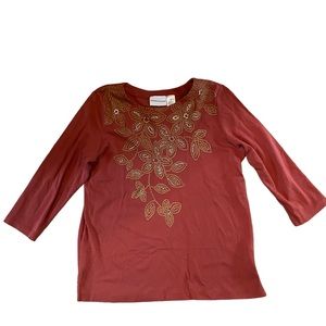 Beautiful 3/4 sleeve Alfred Dunner top, womens size Small, like new condition